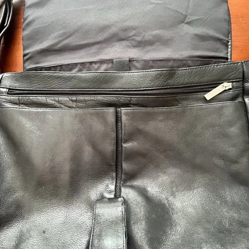 Vintage Wilsons Leather Satchel Messenger Black Shoulder Bag Laptop Briefcase